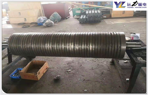 干式永磁磁選機(jī),杭州干式永磁磁選機(jī)_杭州干式永磁磁選機(jī)發(fā)展工作視頻皮帶及結(jié)構(gòu)價(jià)格 干式永磁磁選機(jī),杭州干式永磁磁選機(jī)_杭州干式永磁磁選機(jī)發(fā)展工作視頻皮帶及結(jié)構(gòu)價(jià)格