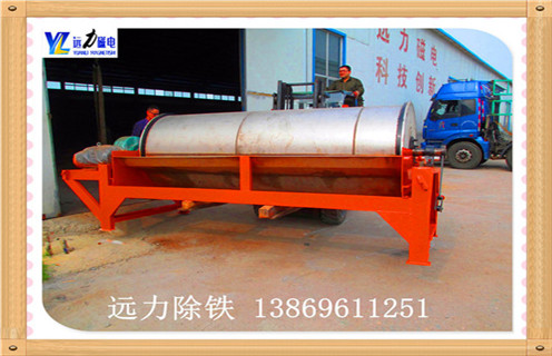 濕式永磁磁選機(jī),河南濕式永磁磁選機(jī)_釩鈦鐵礦河南濕式永磁磁選機(jī)型號參數(shù)及磁場強(qiáng)度 濕式永磁磁選機(jī),河南濕式永磁磁選機(jī)_釩鈦鐵礦河南濕式永磁磁選機(jī)型號參數(shù)及磁場強(qiáng)度