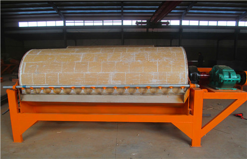 鉻鐵礦磁選機，鉻鐵礦磁選機做中國高端礦山行業領跑者_推薦合適廠家皮帶及結構價格，鉻鐵礦磁選機做中國高端礦山行業領跑者 