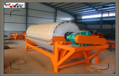鐵礦磁選機，臨朐鐵礦磁選機工廠_臨朐鐵礦磁選機工廠如何配置，選三氧化二鐵嗎？