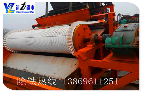 濕式順流磁選機(jī)圖紙