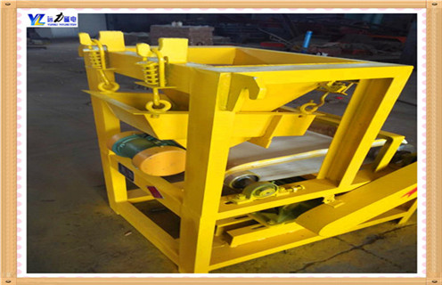 鉻鐵礦干式磁選機 鉻鐵礦干式磁選機